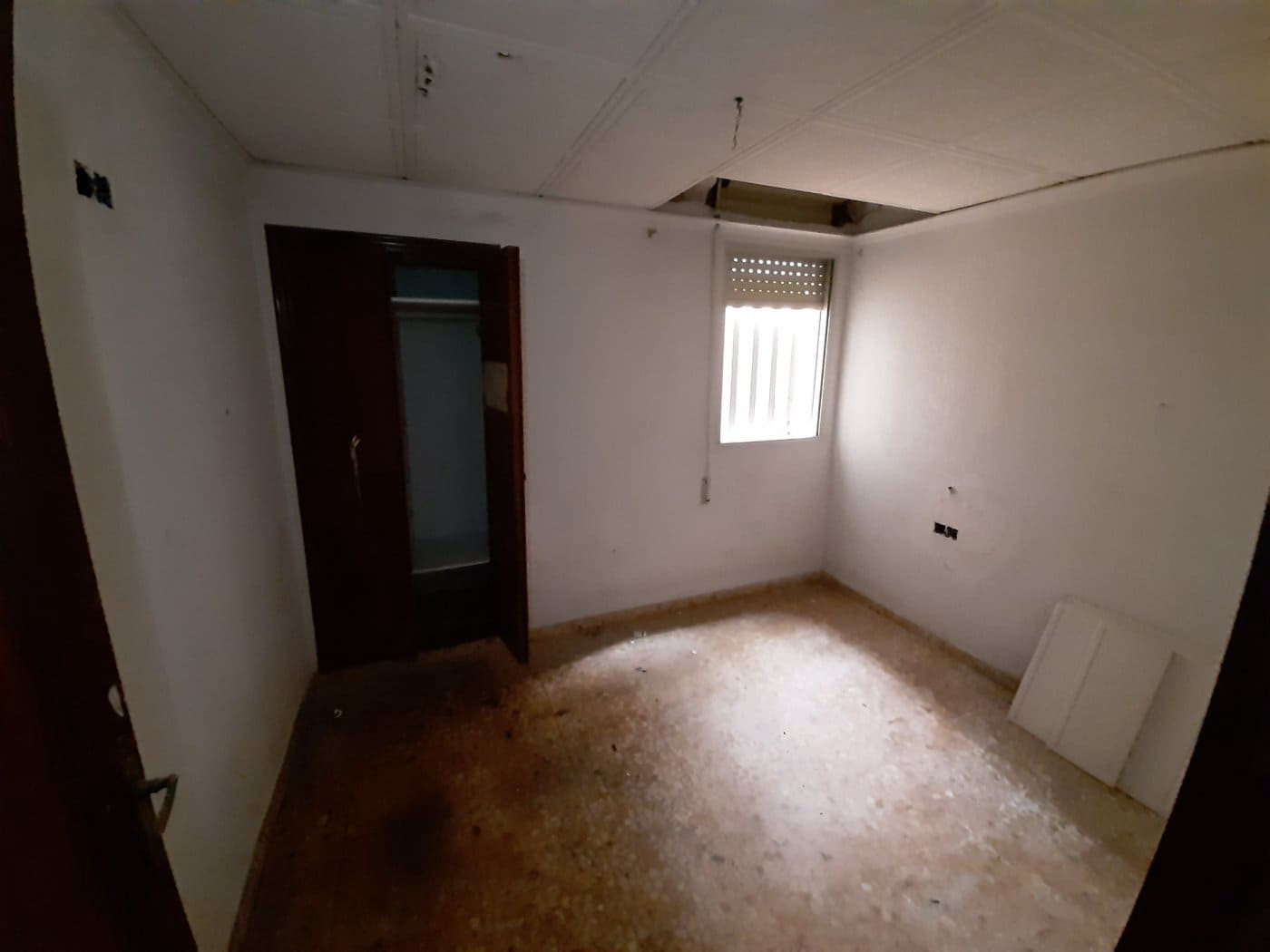 4 quarto Casa em Banda para venda em Alzira com garagem - 200 000 € (Ref: 6890878)