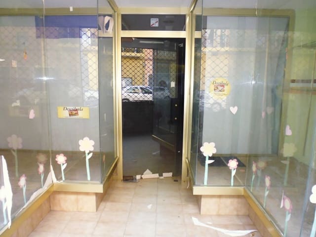 4 quarto Casa em Banda para venda em Alzira com garagem - 200 000 € (Ref: 6890878)