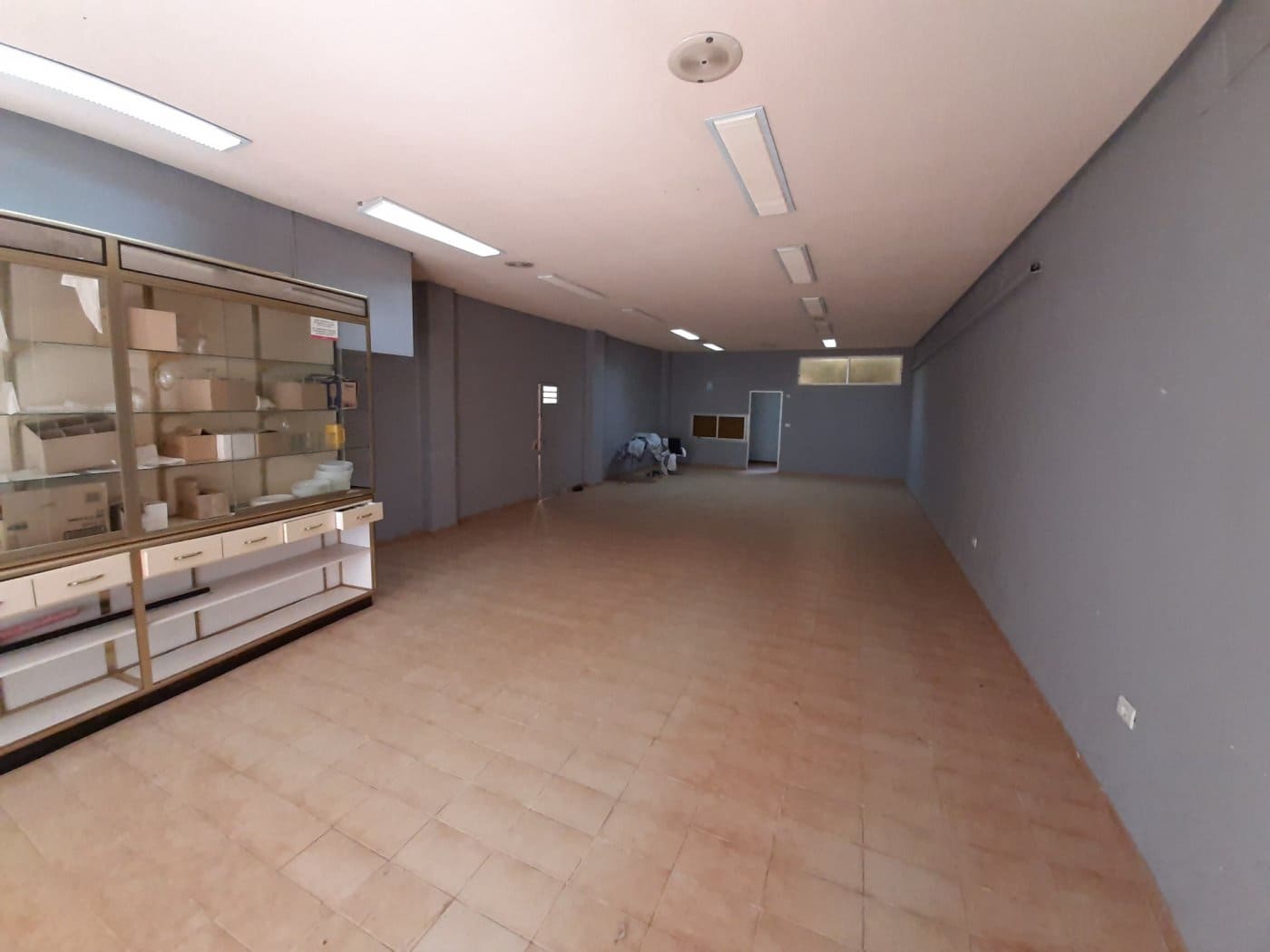 4 soveværelse Byhus til salg i Alzira med garage - € 200.000 (Ref: 6890878)
