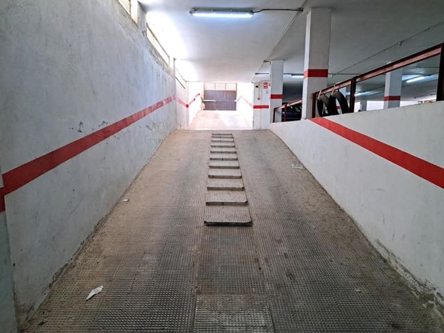 Garage à vendre à Alzira - 9 000 € (Ref: 6890886)