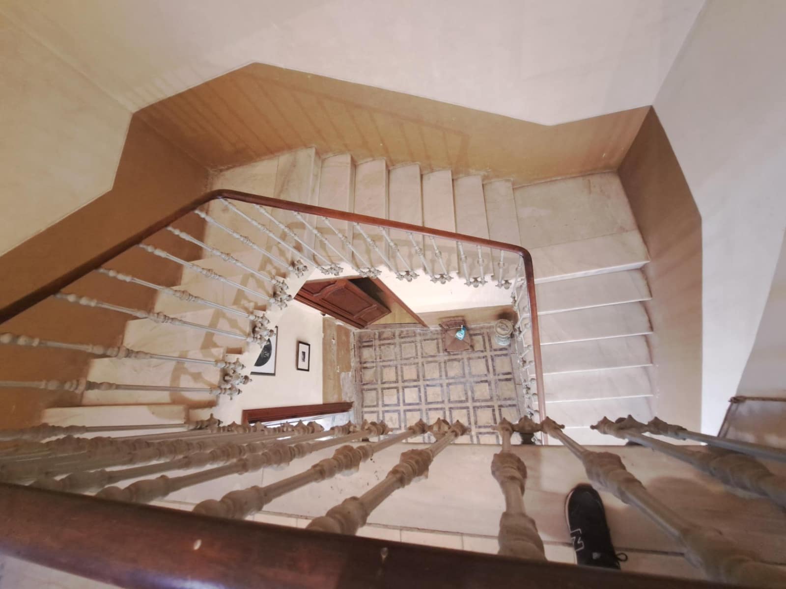 8 soveværelse Byhus til salg i Carcaixent med garage - € 450.000 (Ref: 6890898)