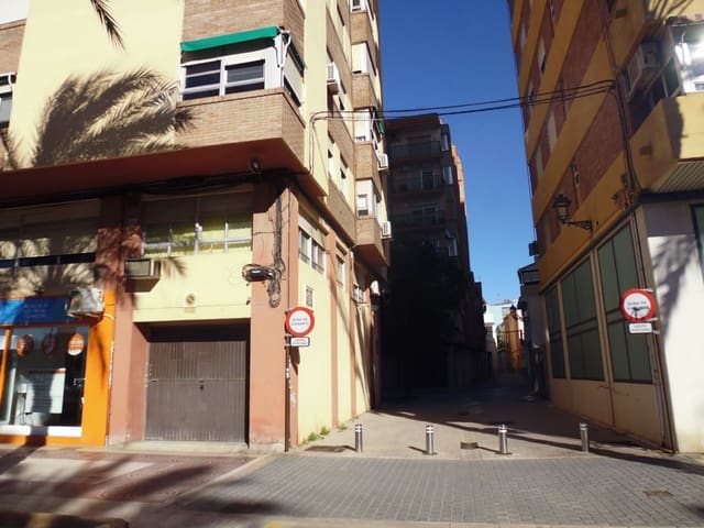 Garage for sale in Alzira - € 9,000 (Ref: 6890913)