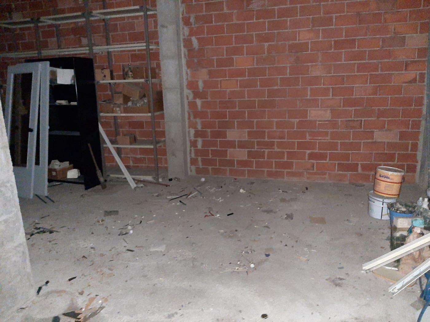 Commerciale da affittare in Alzira - 800 € (Rif: 6890926)