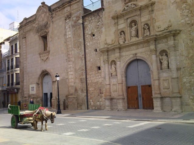 Commercieel te huur in Algemesí - € 450 (Ref: 6890936)
