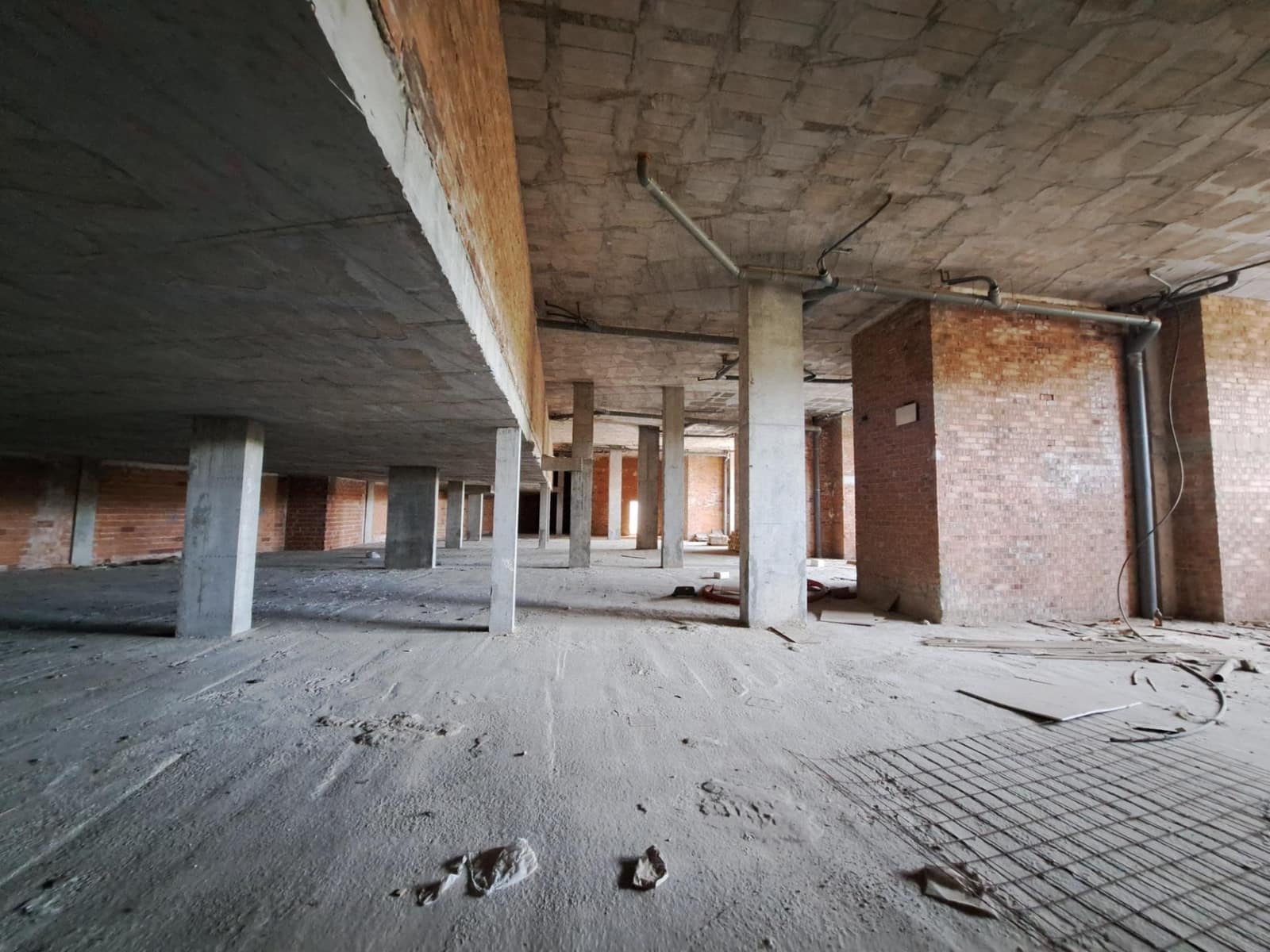 Erhverv til salg i Alzira - € 174.247 (Ref: 6890944)