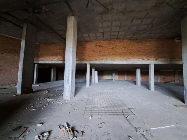 Commerciale in vendita in Alzira - 161.949 € (Rif: 6890950)