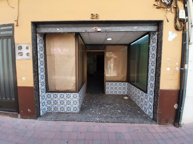 4 camera da letto Commerciale da affittare in Alzira - 500 € (Rif: 6890957)