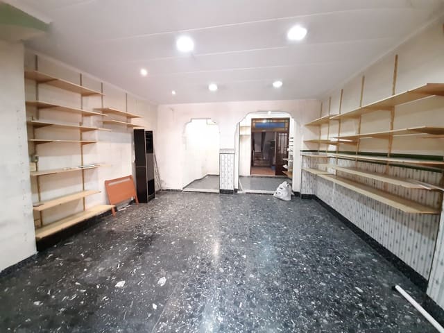 4 camera da letto Commerciale da affittare in Alzira - 500 € (Rif: 6890957)
