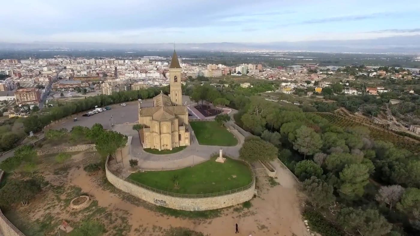 6 sypialnia Dom na sprzedaż w Alzira z garażem - 140 000 € (Ref: 6891020)