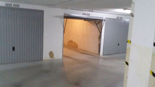 Garaż na sprzedaż w Alzira - 19 800 € (Ref: 6891062)