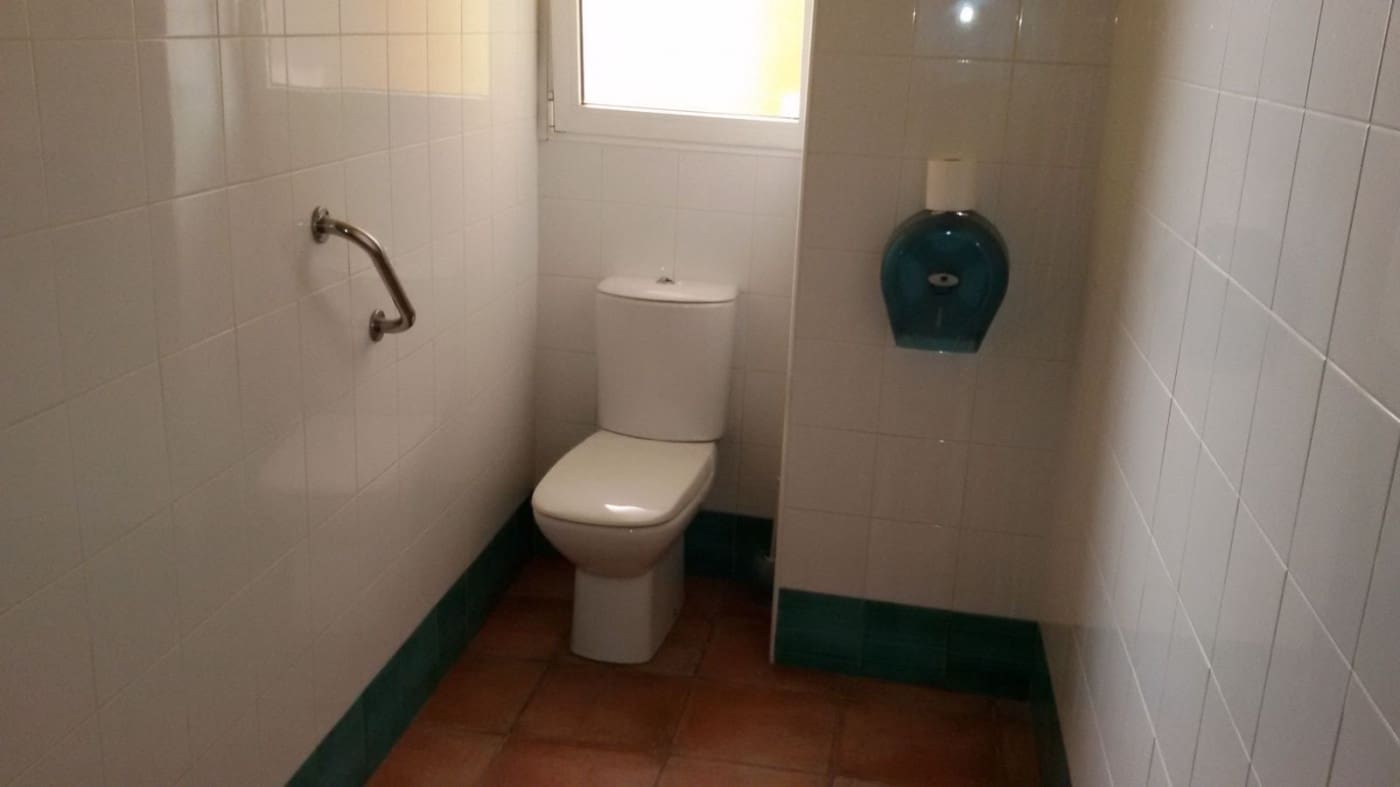Comercial para venda em Alzira - 159 000 € (Ref: 6891066)
