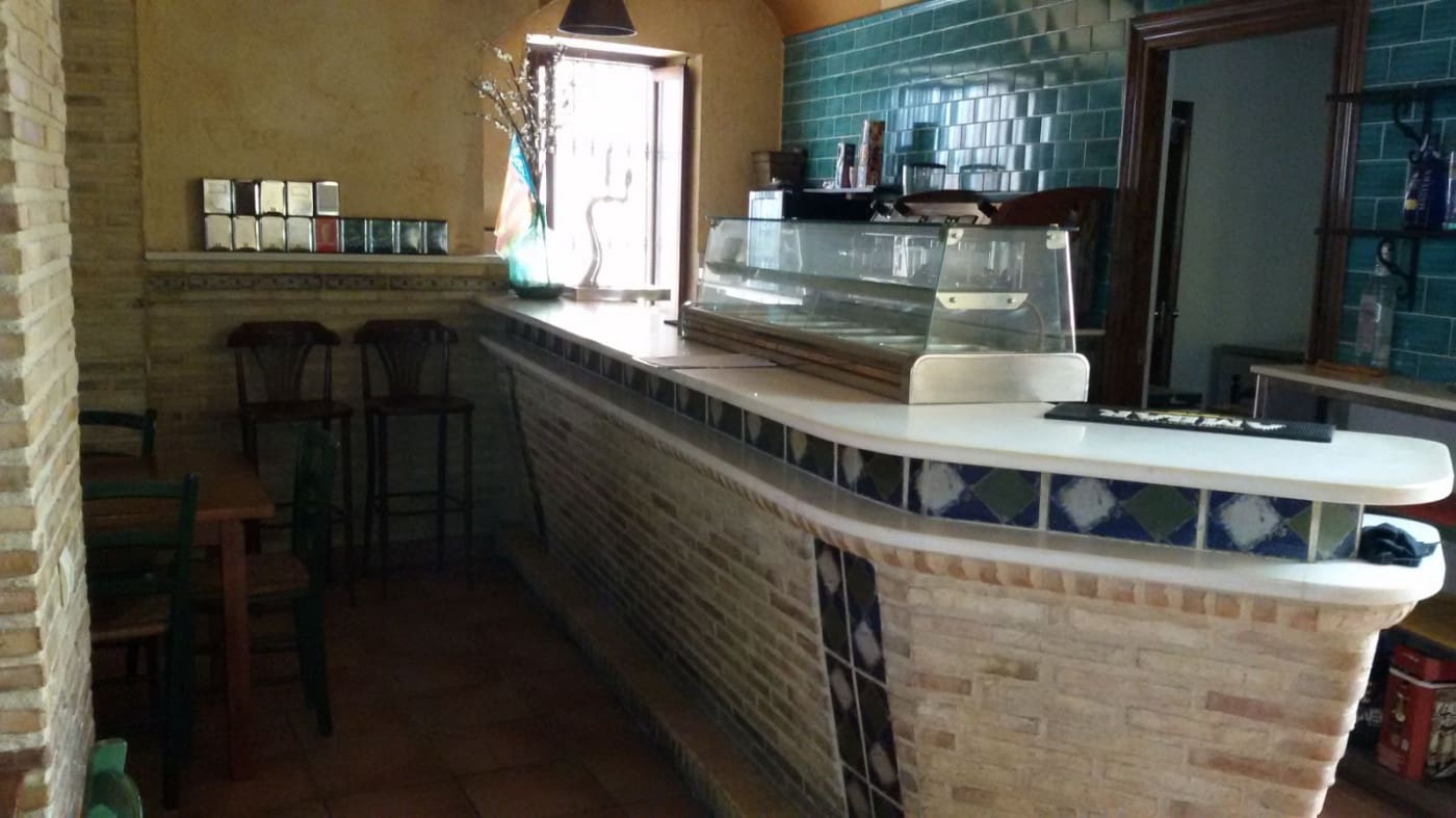 Comercial para venda em Alzira - 159 000 € (Ref: 6891066)