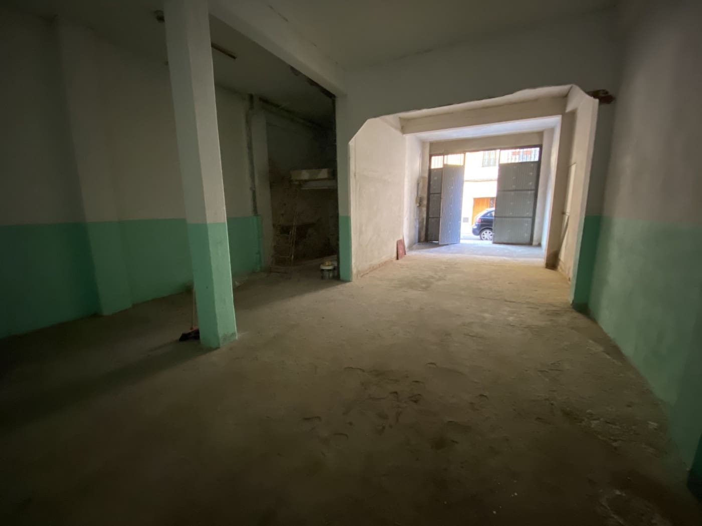 Commercial for sale in Alzira - € 50,000 (Ref: 6891100)