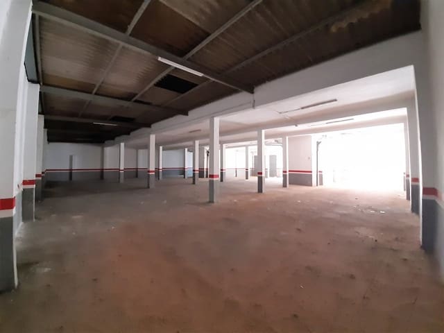 Comercial para venda em Alzira - 210 000 € (Ref: 6891101)