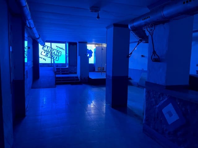 Commercial for sale in Gandia - € 55,000 (Ref: 6891122)