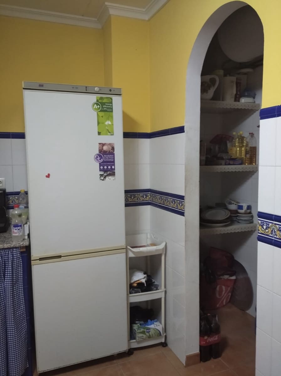 6 soveværelse Byhus til salg i Cofrentes - € 160.000 (Ref: 6891138)