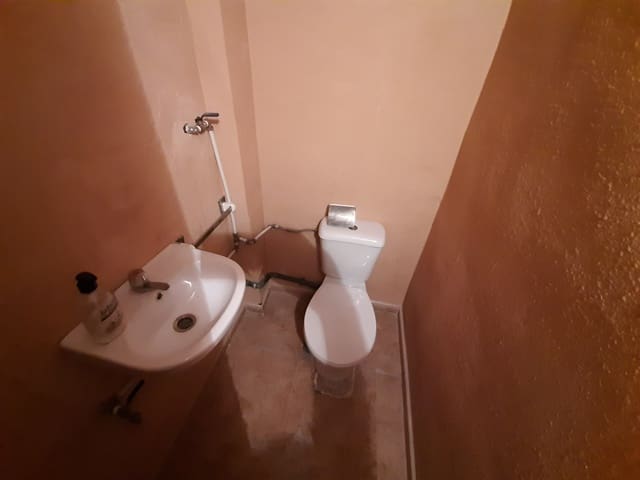 Commercieel te huur in Alzira - € 450 (Ref: 6891166)