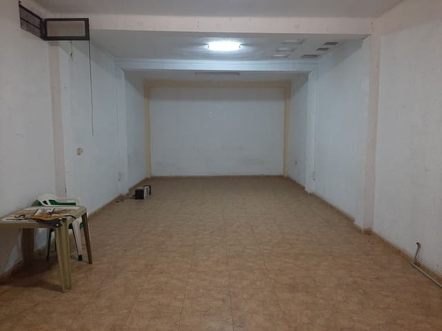 Commercieel te huur in Alzira - € 450 (Ref: 6891166)