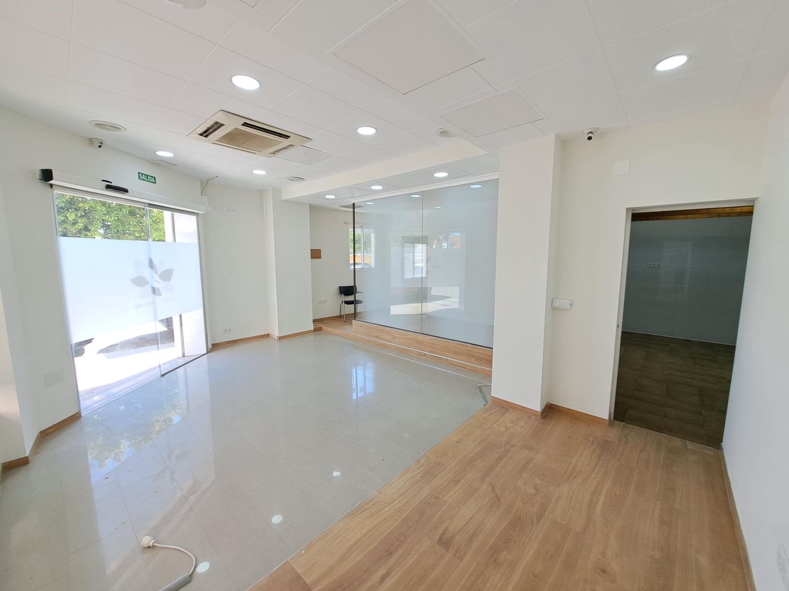 Commerciale in vendita in Alzira - 150.000 € (Rif: 6891205)