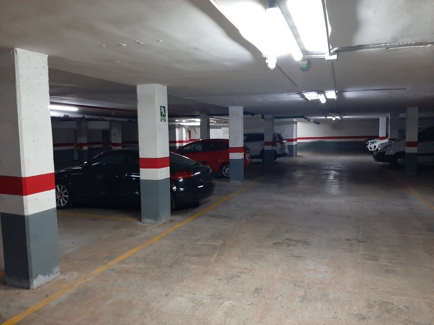 Garage for sale in Alzira - € 9,000 (Ref: 6891216)