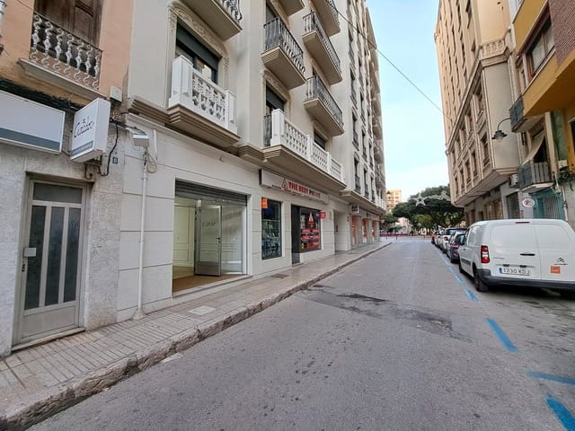 Erhverv til leje i Alzira - € 400 (Ref: 6891224)