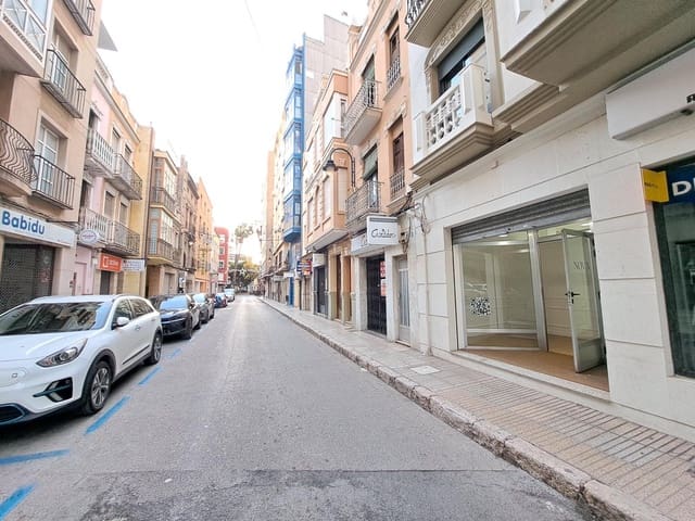 Comercial para arrendar em Alzira - 400 € (Ref: 6891224)