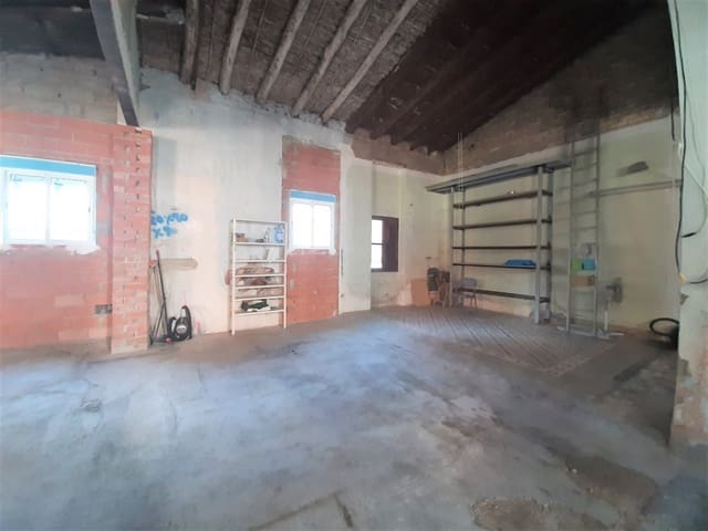 Commercial for sale in La Pobla Llarga - € 45,000 (Ref: 6958975)