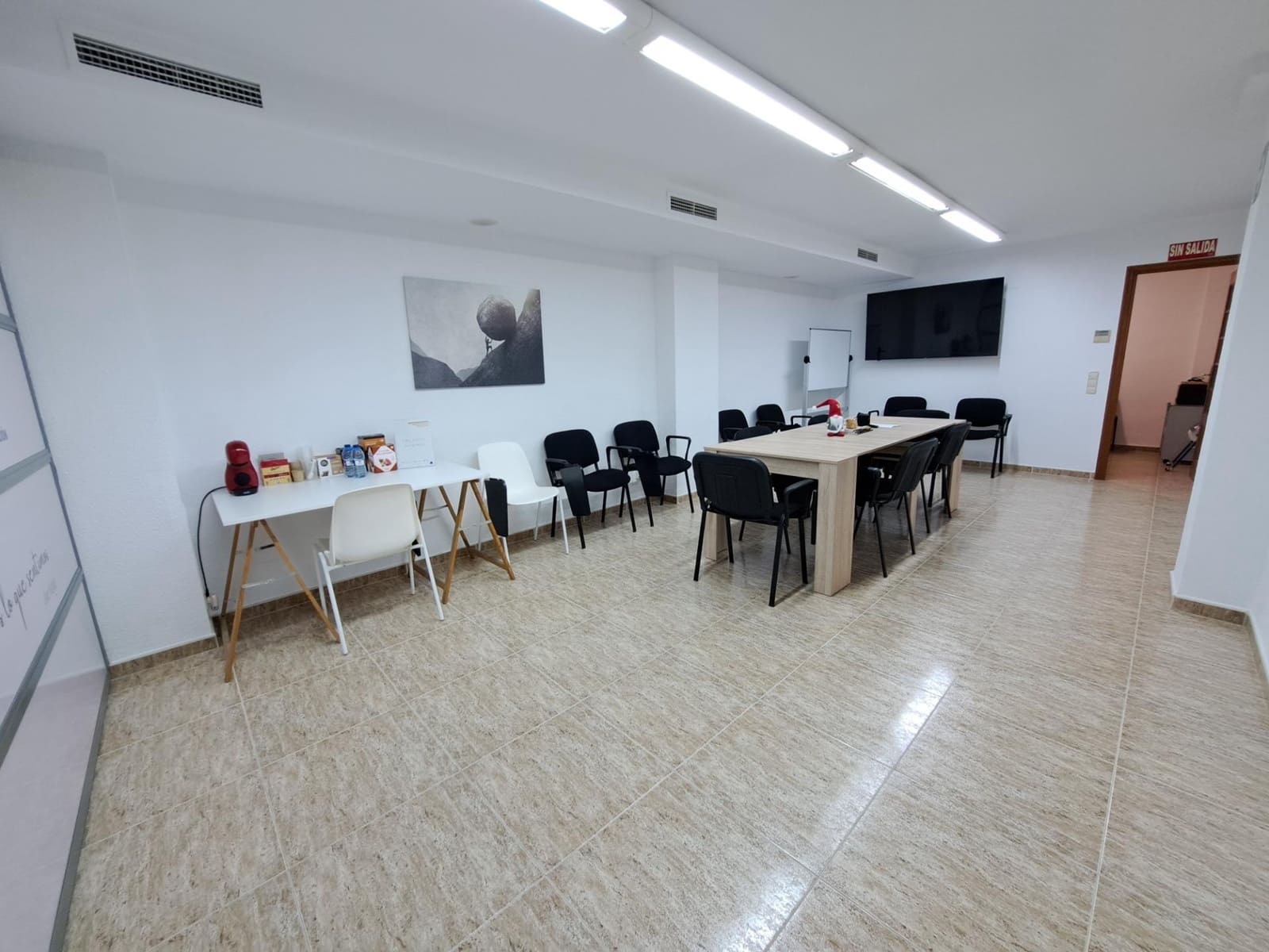 Kontor att hyra i Alzira - 600 € (Ref: 7009052)