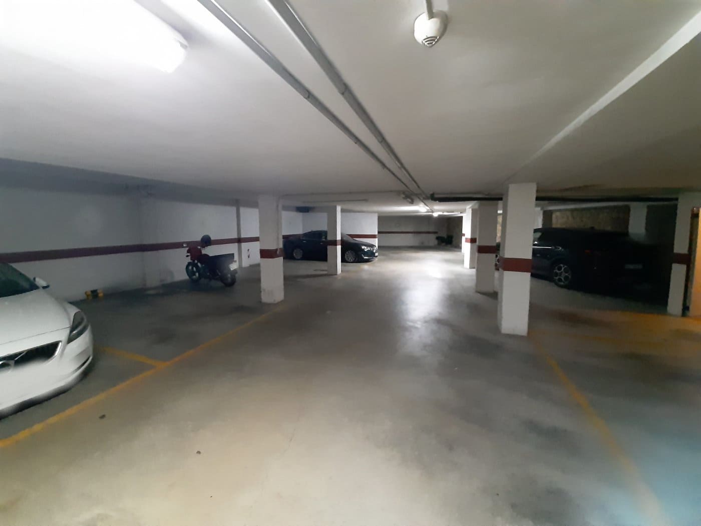 Garaż na sprzedaż w Alzira - 19 900 € (Ref: 7113332)