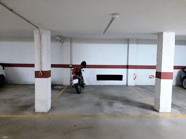 Garagem para venda em Alzira - 19 900 € (Ref: 7113332)