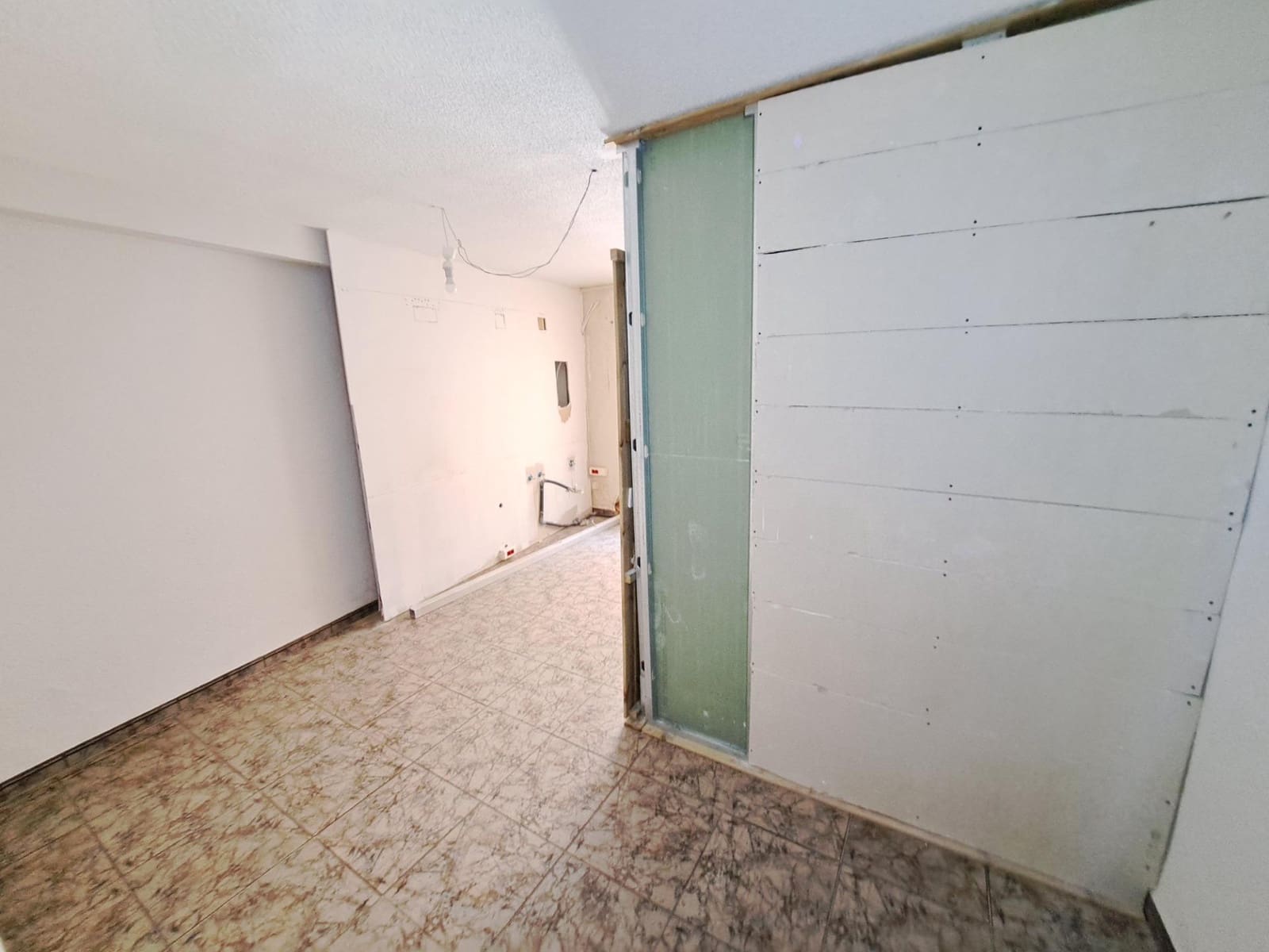 Kontor til salg i Alzira - € 120.000 (Ref: 7183506)
