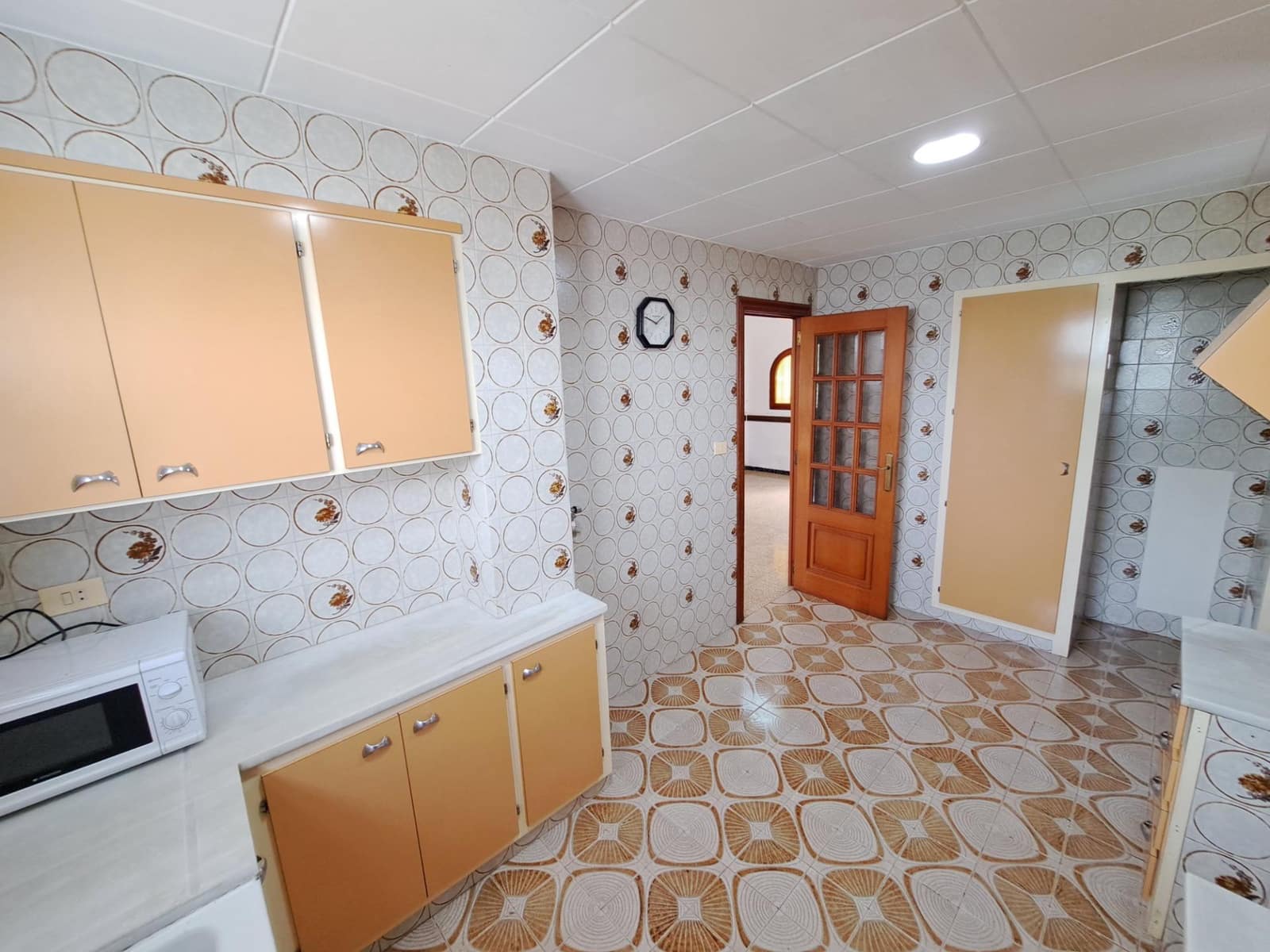 5 soveværelse Villa til salg i Alzira med swimmingpool garage - € 190.000 (Ref: 7183507)