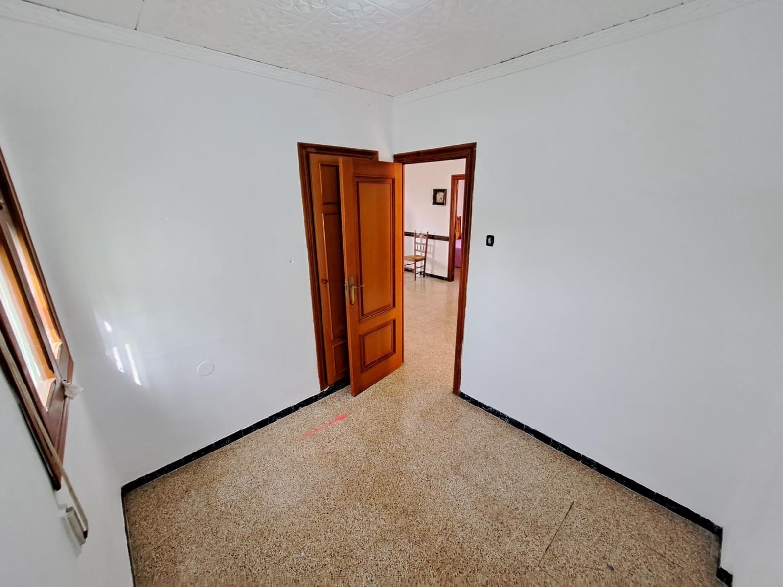 5 soveværelse Villa til salg i Alzira med swimmingpool garage - € 190.000 (Ref: 7183507)