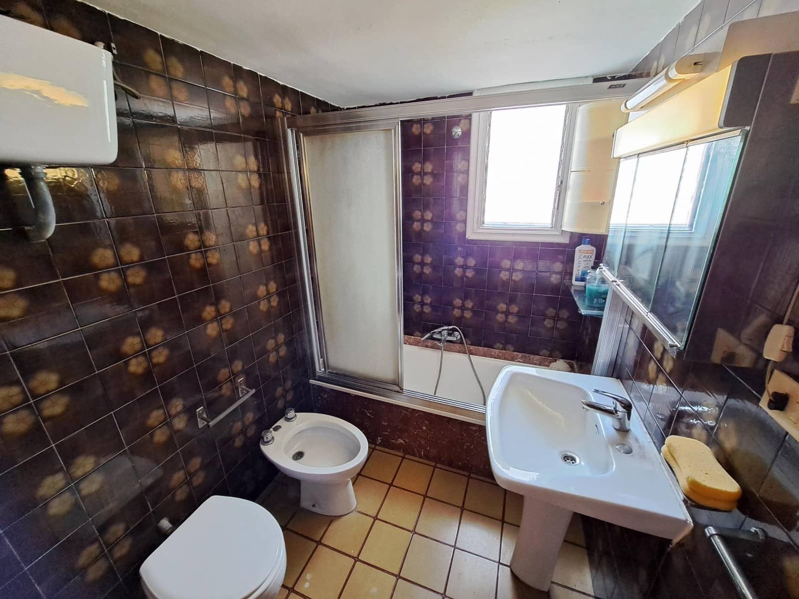 5 soveværelse Villa til salg i Alzira med swimmingpool garage - € 190.000 (Ref: 7183507)