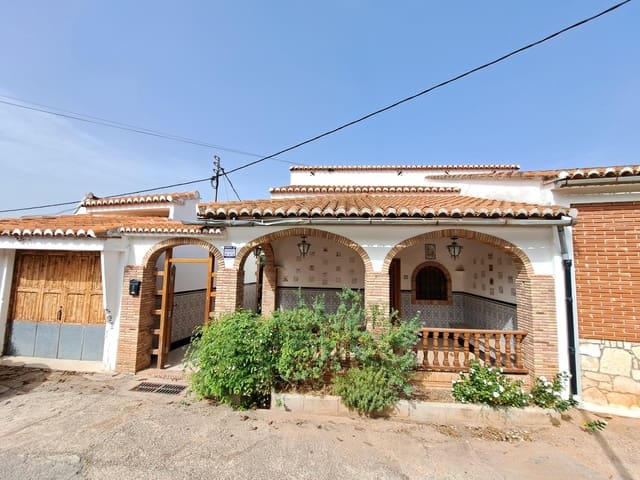 5 soveværelse Villa til salg i Alzira med swimmingpool garage - € 190.000 (Ref: 7183507)