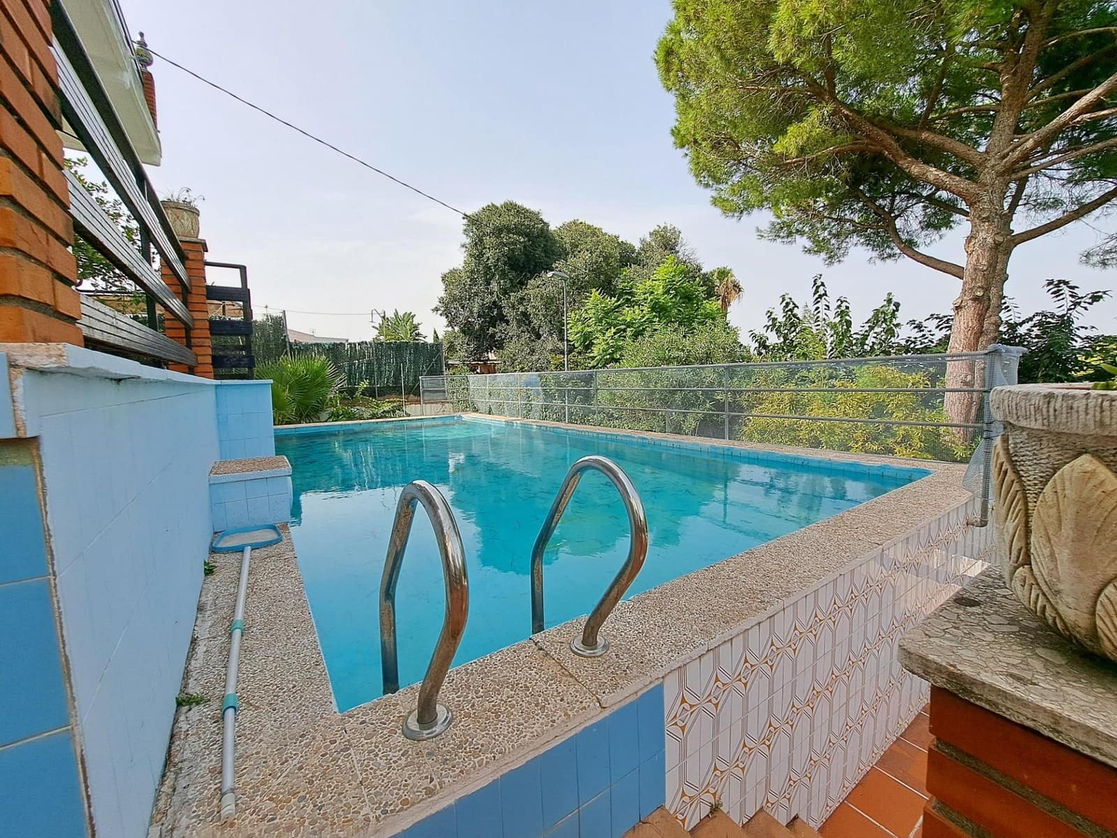5 soveværelse Villa til salg i Alzira med swimmingpool garage - € 190.000 (Ref: 7183507)