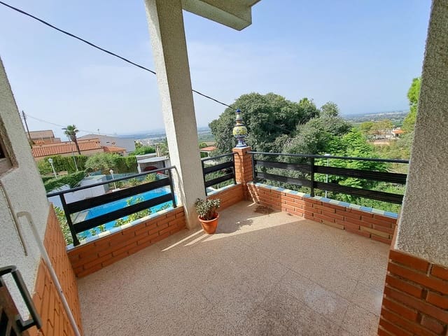 5 soveværelse Villa til salg i Alzira med swimmingpool garage - € 190.000 (Ref: 7183507)