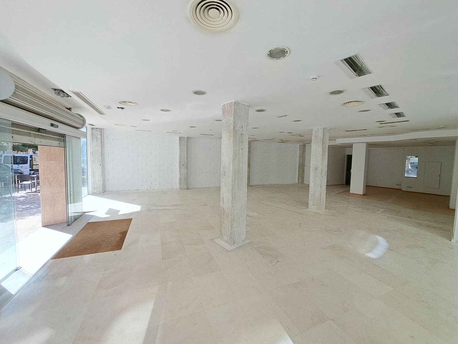 Kaupallinen vuokrattavana paikassa Alzira - 2 900 € (Ref: 7224098)