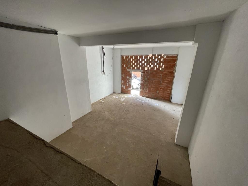 Erhverv til salg i L'Alcudia - € 42.500 (Ref: 7264051)