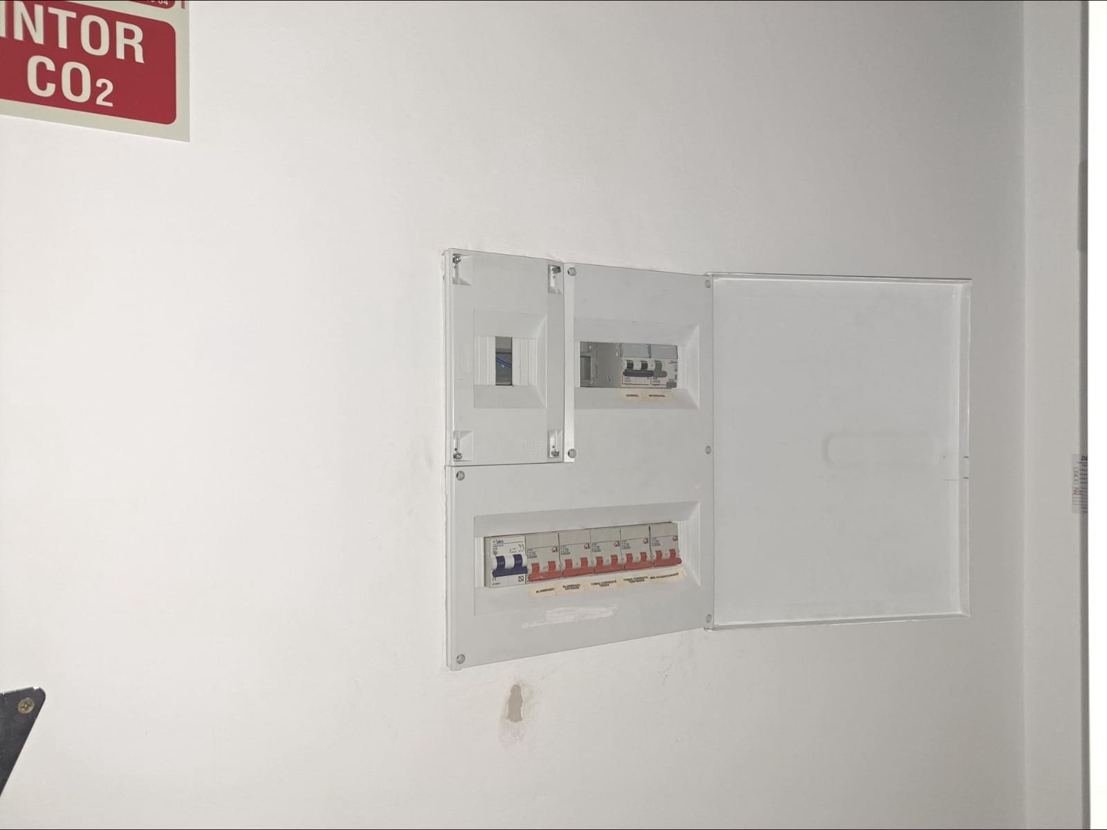 Commercieel te koop in Alzira - € 150.000 (Ref: 7476045)