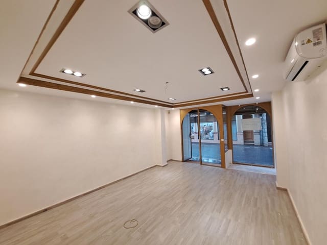 Kaupallinen vuokrattavana paikassa Alzira - 650 € (Ref: 7492103)
