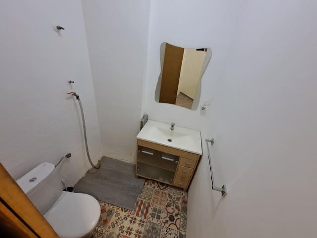 Kaupallinen vuokrattavana paikassa Alzira - 650 € (Ref: 7492103)