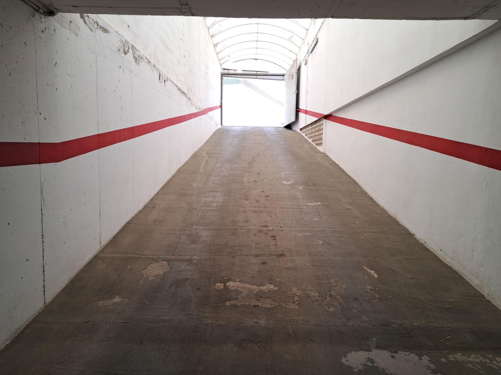 Garage for sale in Alzira - € 20,000 (Ref: 7544015)