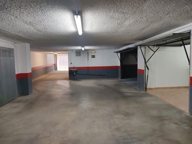 Garage for sale in Alzira - € 16,000 (Ref: 7576399)