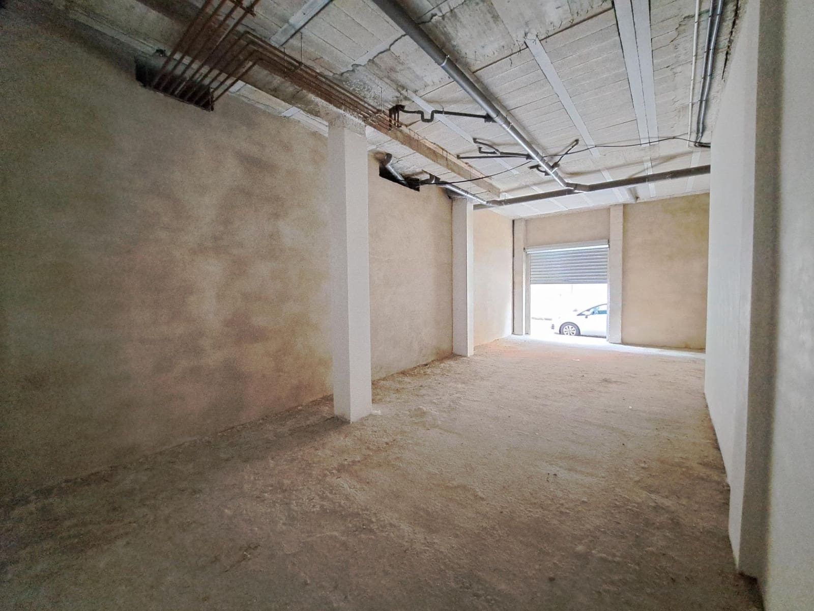 Commercial for rent in Alzira - € 490 (Ref: 7591893)