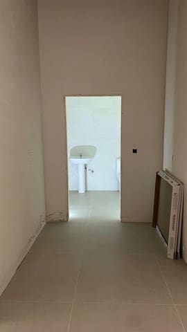 Commercieel te huur in Alzira - € 560 (Ref: 7591893)