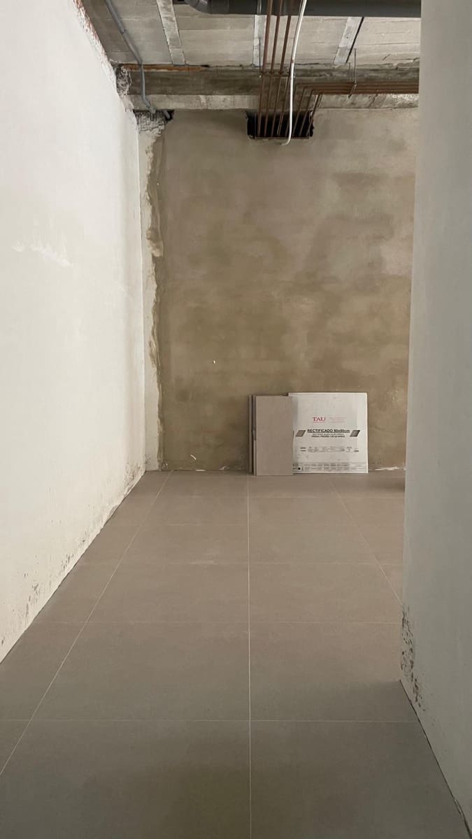 Commercieel te huur in Alzira - € 560 (Ref: 7591893)