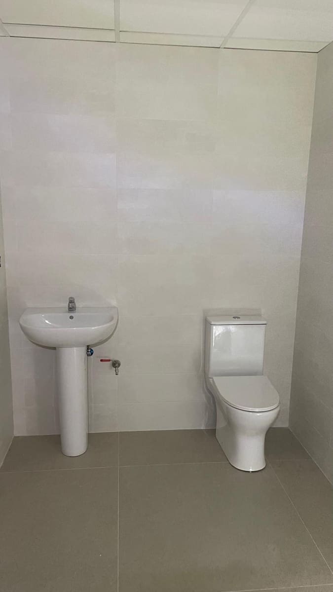 Commercieel te huur in Alzira - € 560 (Ref: 7591893)