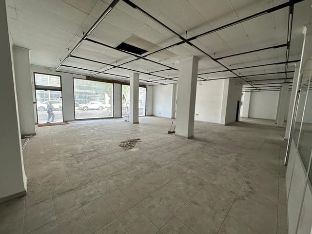 Erhverv til leje i Alzira - € 1.900 (Ref: 7650791)