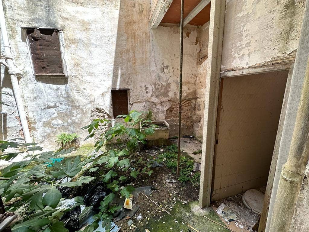 Apartamento de 4 habitaciones en Alzira en venta - 106.000 € (Ref: 7789540)